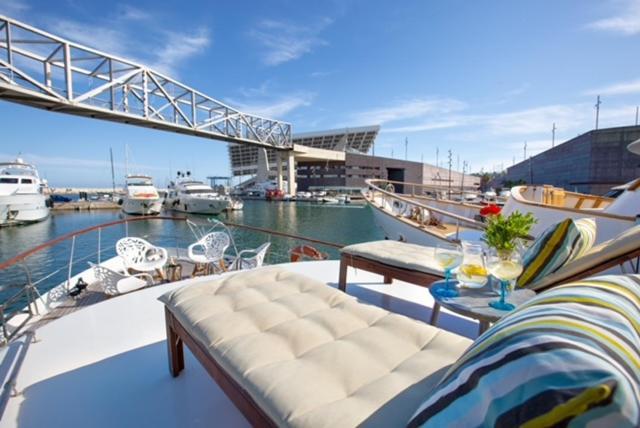Charming Boat In Barcelona - Perfect Getaway Hotel Sant Adria de Besos Luaran gambar